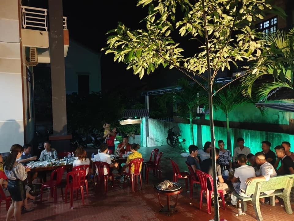 Riverview Homestay Dong Hoi Zewnętrze zdjęcie